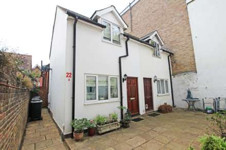 South Street, Eastbourne, BN21 4XB