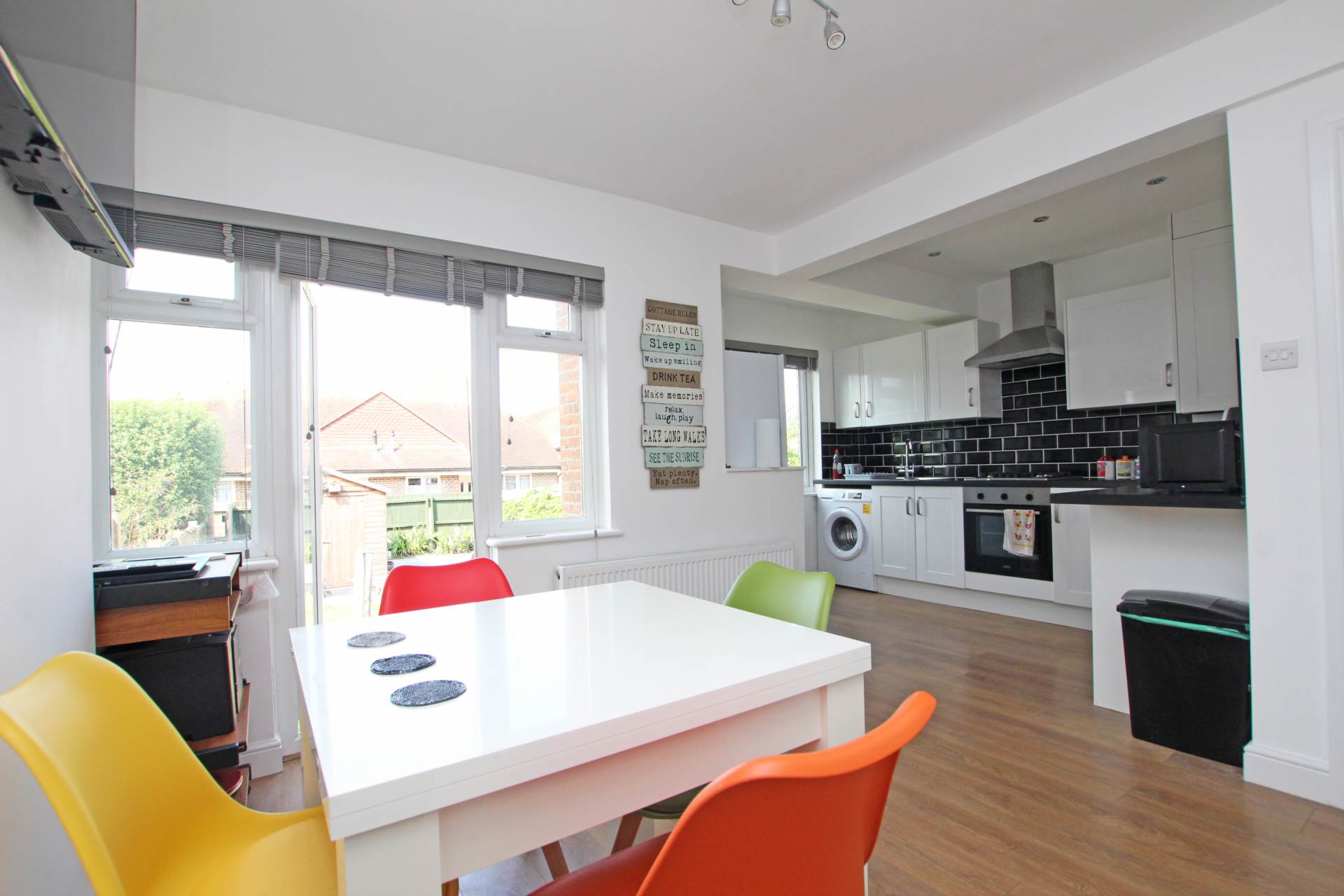 Queens Road, Eastbourne, BN23 6JT, Image 2