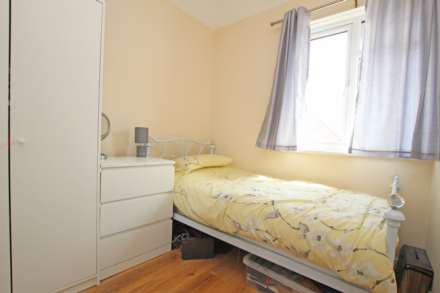 Queens Road, Eastbourne, BN23 6JT, Image 15