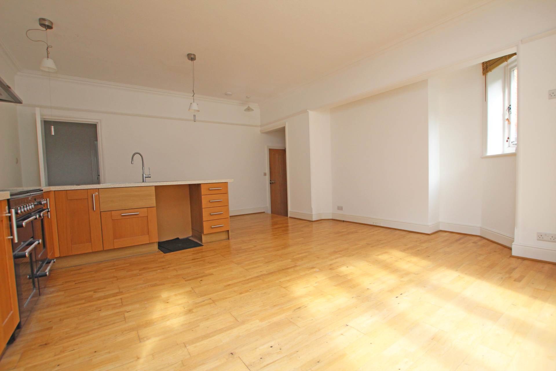 Edensor Road, Eastbourne, BN20 7XR, Image 14