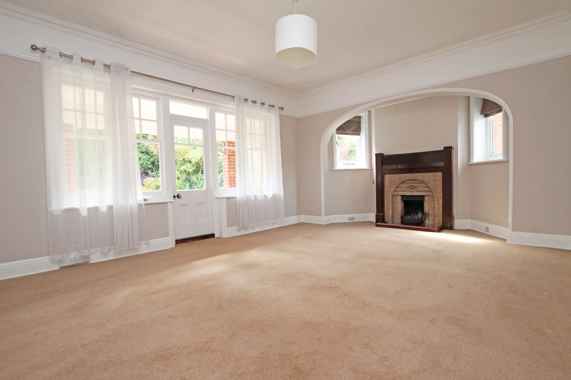 Edensor Road, Eastbourne, BN20 7XR, Image 15