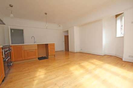 Edensor Road, Eastbourne, BN20 7XR, Image 14