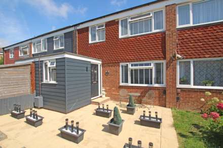 3 Bedroom Terrace, Foxglove Road, Eastbourne, BN23 8BX