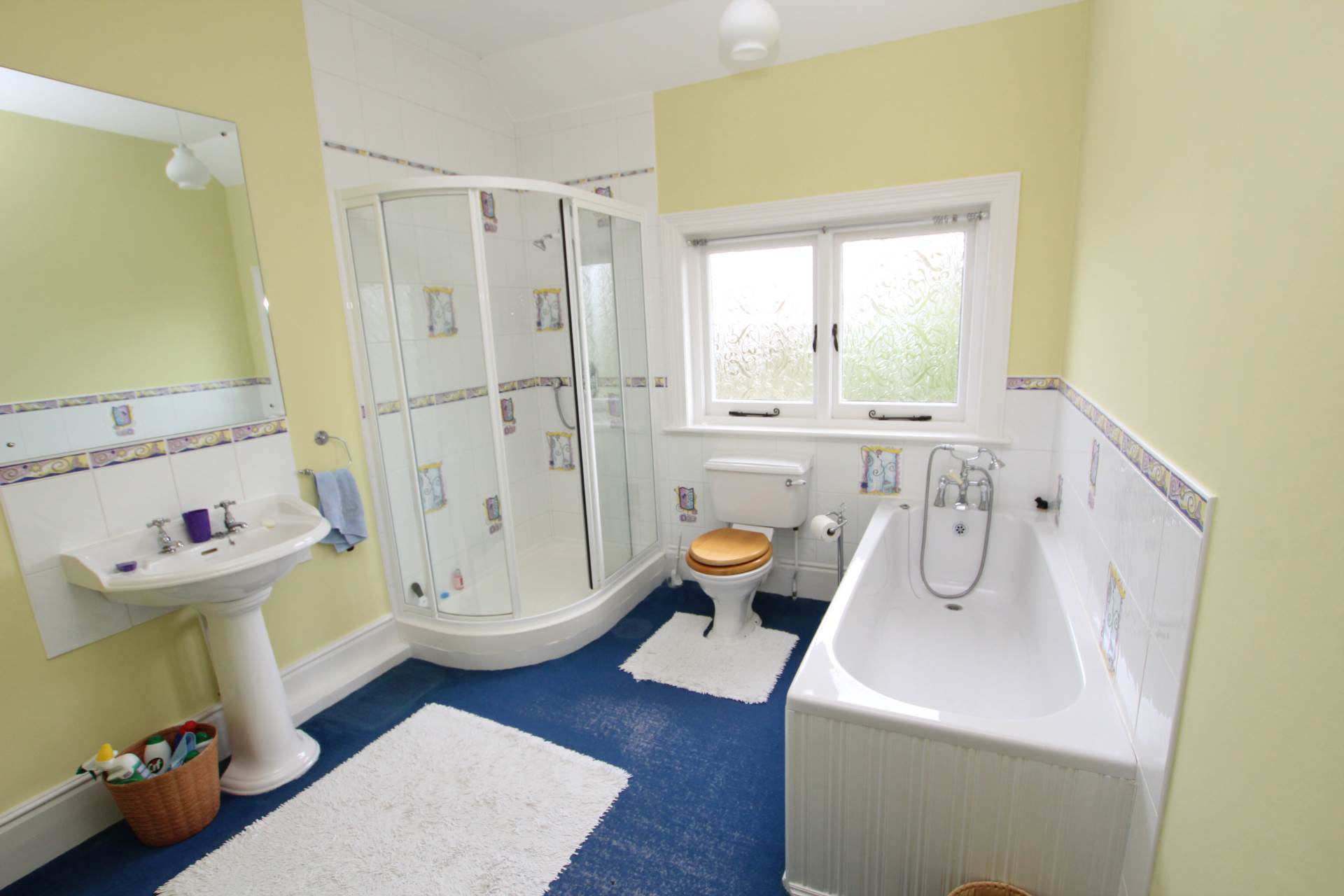 Ashburnham Gardens, Eastbourne, BN21 2NA, Image 14