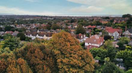 Ashburnham Gardens, Eastbourne, BN21 2NA, Image 16