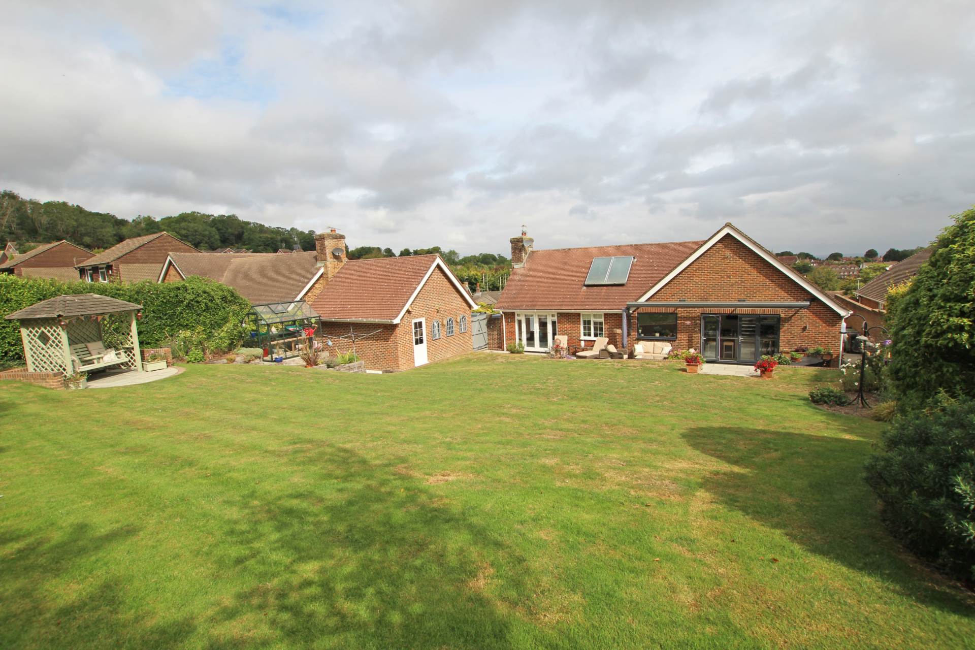Buckhurst Close, Eastbourne, BN20 9EF, Image 35