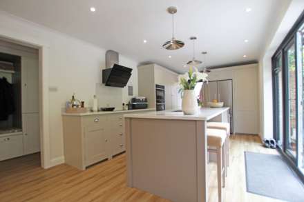 Buckhurst Close, Eastbourne, BN20 9EF, Image 15