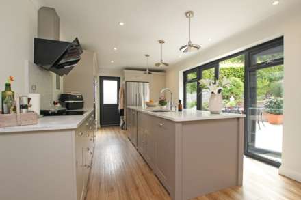 Buckhurst Close, Eastbourne, BN20 9EF, Image 16