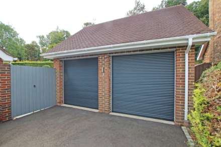 Buckhurst Close, Eastbourne, BN20 9EF, Image 38