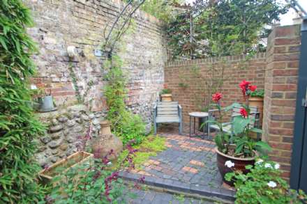 Crown Street, Eastbourne, BN21 1NX, Image 19