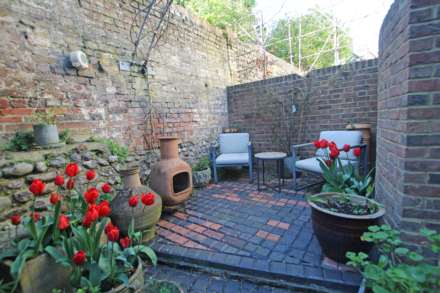 Crown Street, Eastbourne, BN21 1NX, Image 25