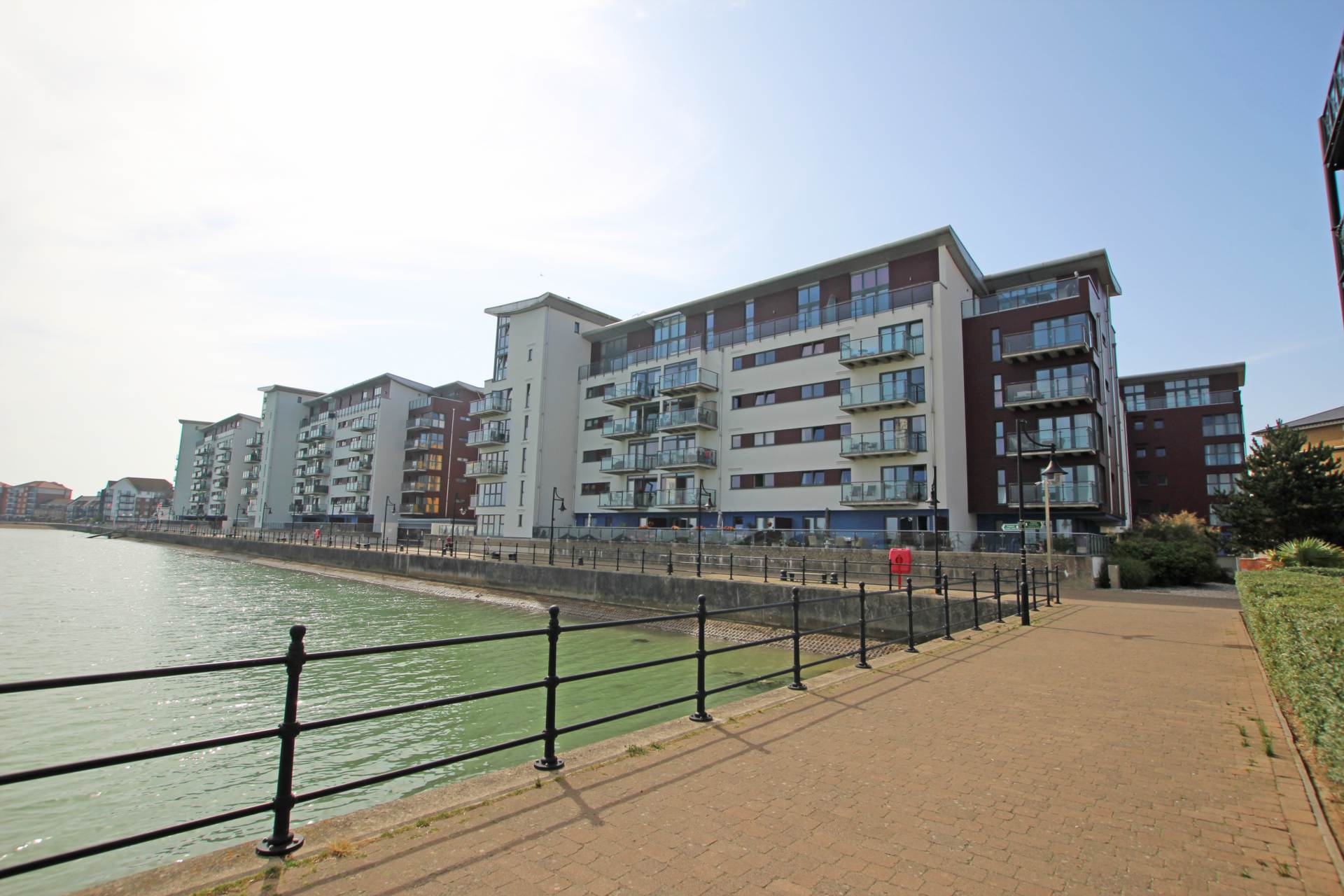 Midway Quay, Eastbourne, BN23 5DA, Image 1