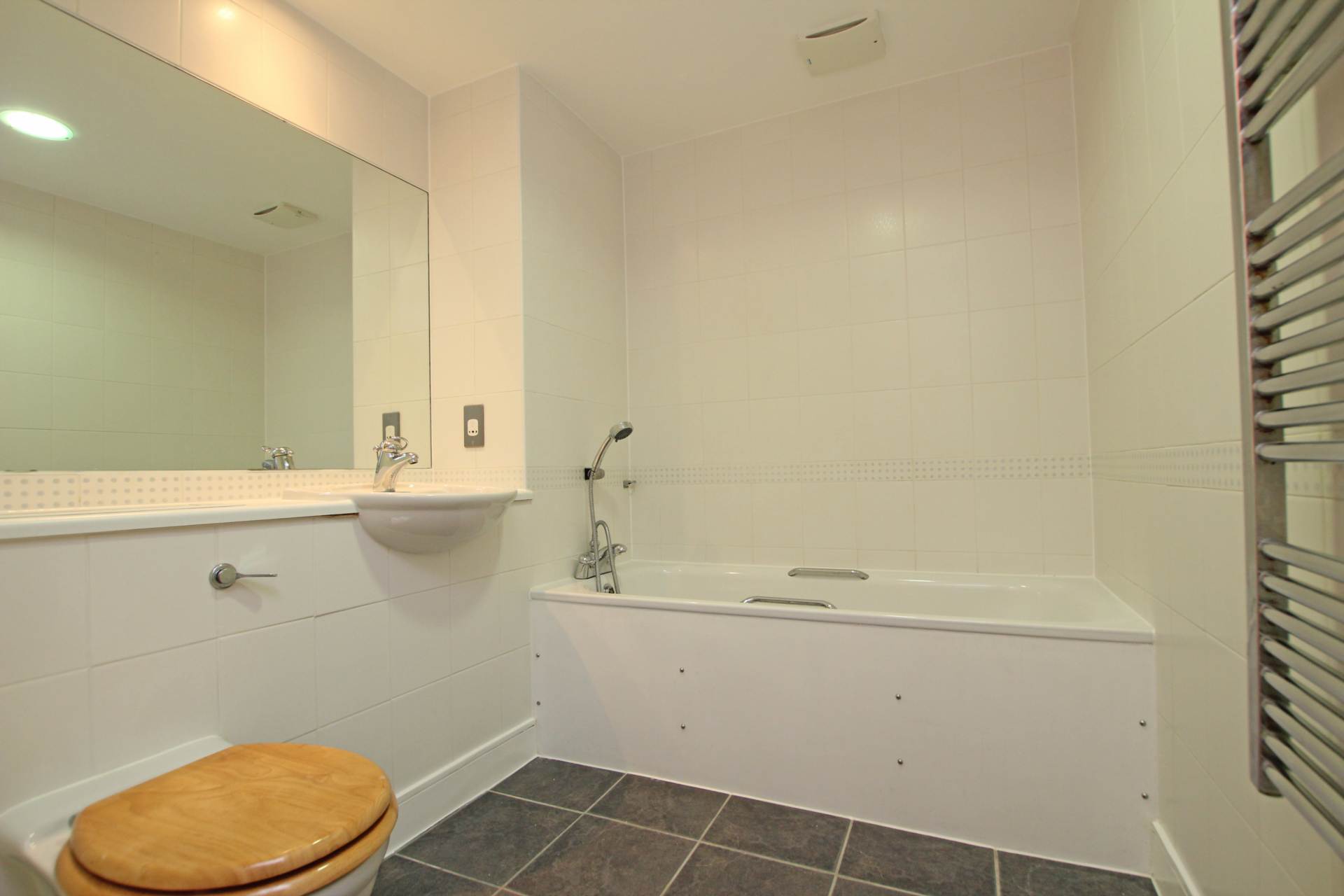 Midway Quay, Eastbourne, BN23 5DA, Image 8