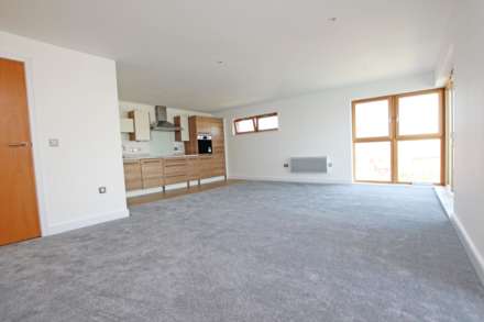 Midway Quay, Eastbourne, BN23 5DA, Image 6