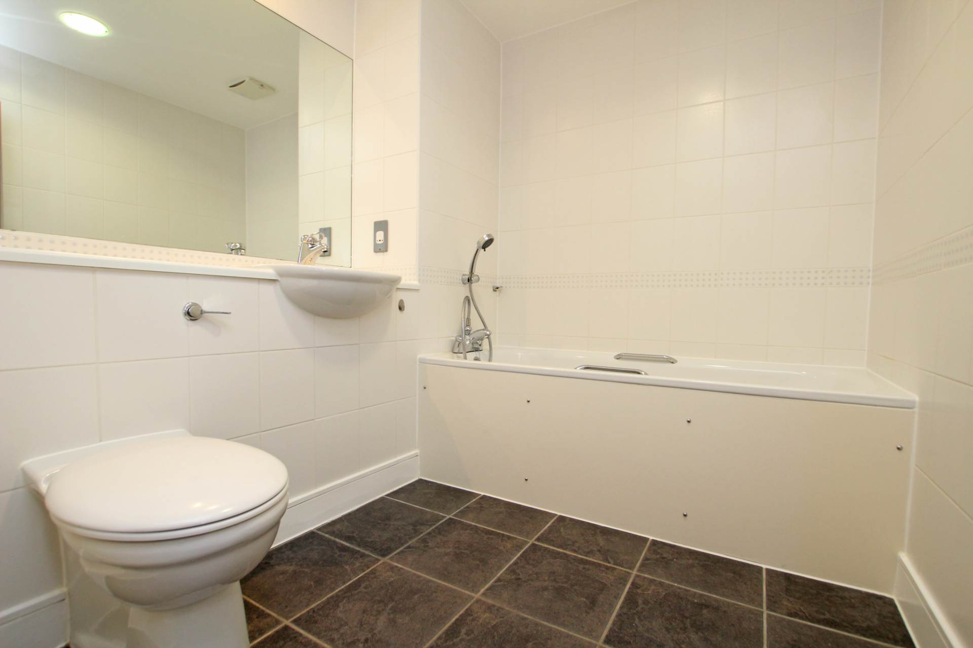 Midway Quay, Eastbourne, BN23 5DA, Image 9