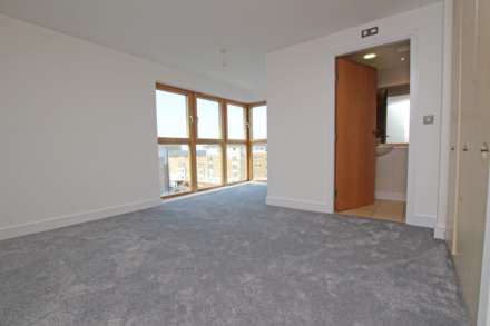 Midway Quay, Eastbourne, BN23 5DA, Image 8