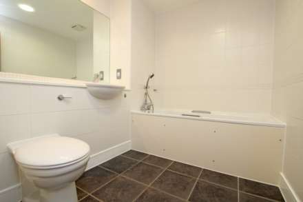 Midway Quay, Eastbourne, BN23 5DA, Image 9