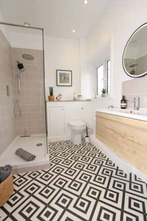 Prideaux Road, Eastbourne, BN21 2NB, Image 10