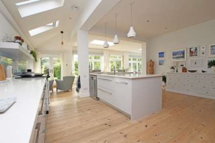 Prideaux Road, Eastbourne, BN21 2NB, Image 12