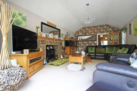 Kings Drive, Eastbourne, BN21 2YB, Image 2