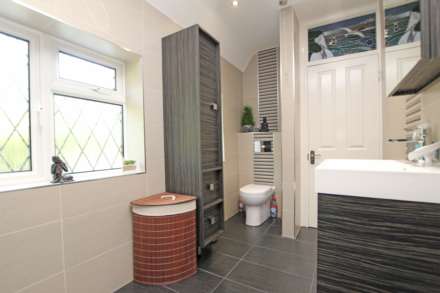 Kings Drive, Eastbourne, BN21 2YB, Image 42