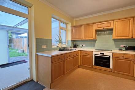 Brodrick Road, Eastbourne, BN22 9NR, Image 12