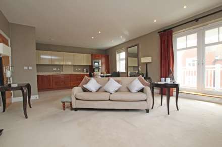 Darley Road, Eastbourne, BN20 7GA, Image 15
