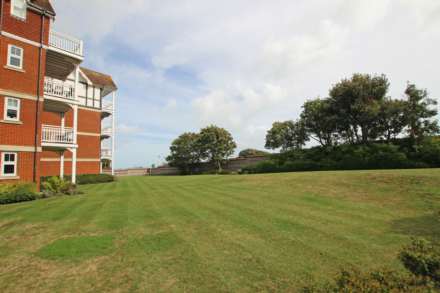 Darley Road, Eastbourne, BN20 7GA, Image 17