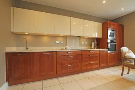 Darley Road, Eastbourne, BN20 7GA, Image 18