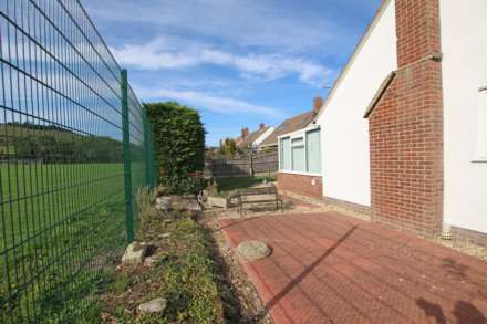 Wenthill Gardens, Lower Willingdon, BN22 0EX, Image 15