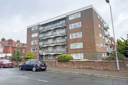 1 Bedroom Flat, Old Orchard Road, Eastbourne, BN21 1DB