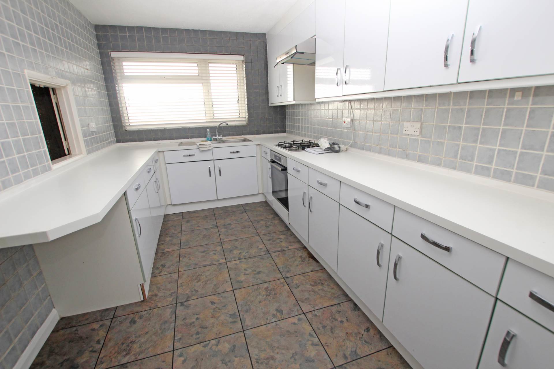 Hyde Tynings Close, Eastbourne, BN20 8TQ, Image 3