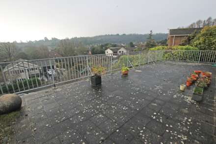 Hyde Tynings Close, Eastbourne, BN20 8TQ, Image 16