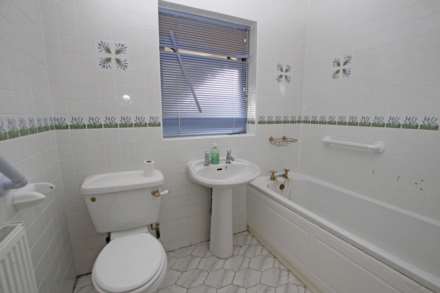 Hyde Tynings Close, Eastbourne, BN20 8TQ, Image 8