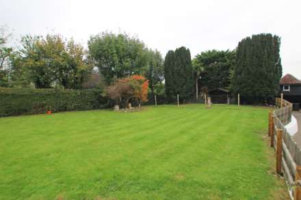 The Close, Off Huggetts Lane, Eastbourne, BN22 0LJ, Image 2