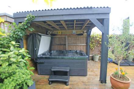 Macauley Drive, Eastbourne, BN23 5BU, Image 35