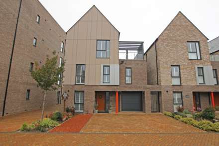 Macauley Drive, Eastbourne, BN23 5BU, Image 38