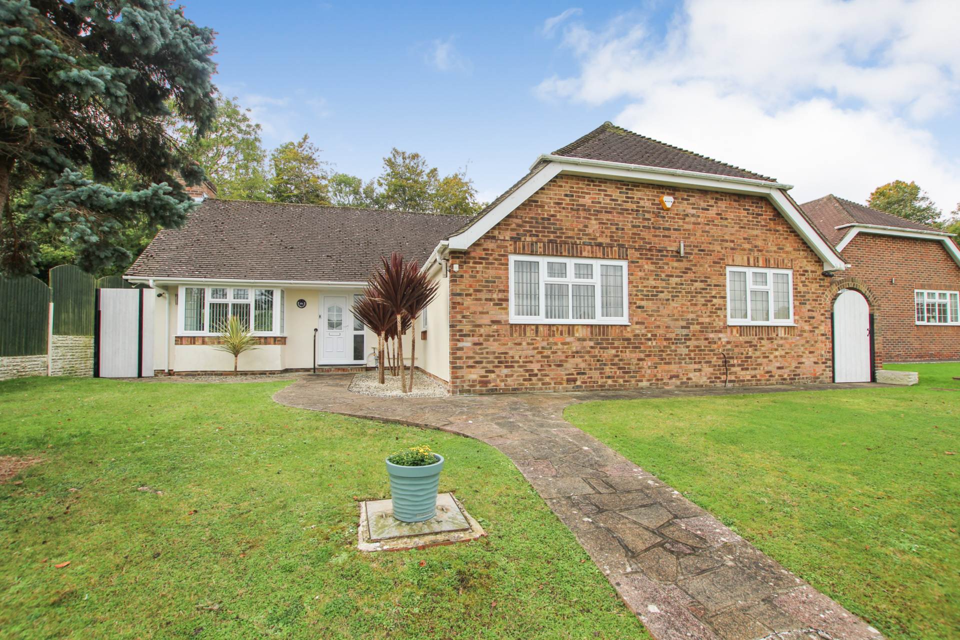 Buckhurst Close, Eastbourne, BN20 9EF, Image 22