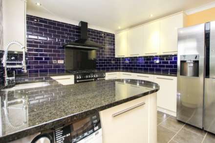 Buckhurst Close, Eastbourne, BN20 9EF, Image 14