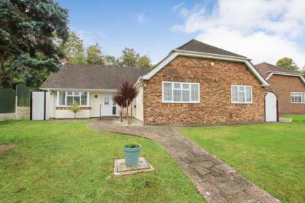 Buckhurst Close, Eastbourne, BN20 9EF, Image 22