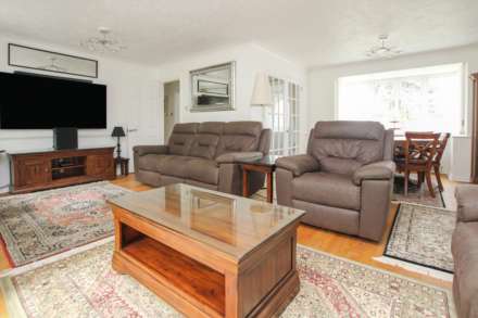 Buckhurst Close, Eastbourne, BN20 9EF, Image 9