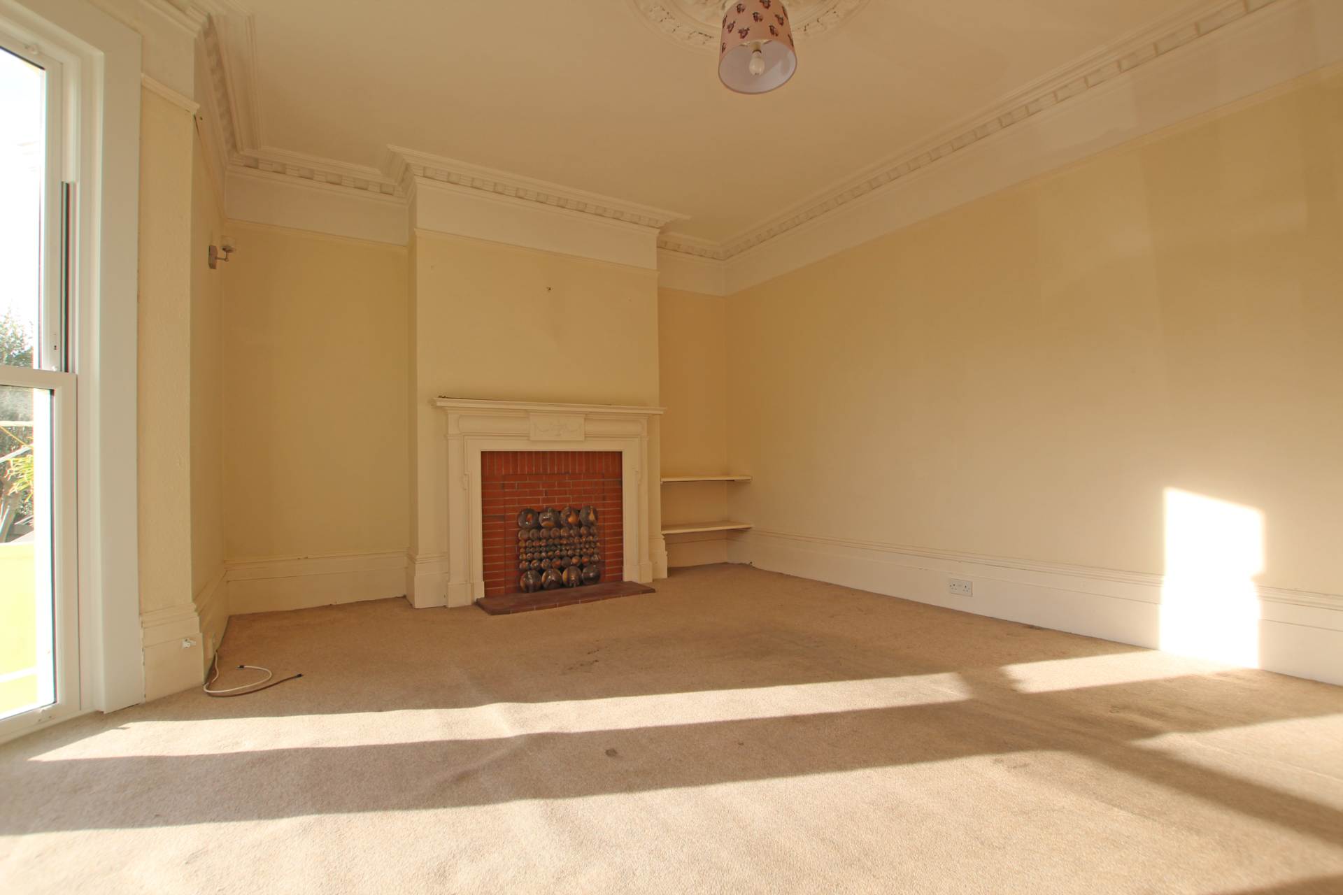 West Terrace, Eastbourne, BN21 4QX, Image 11