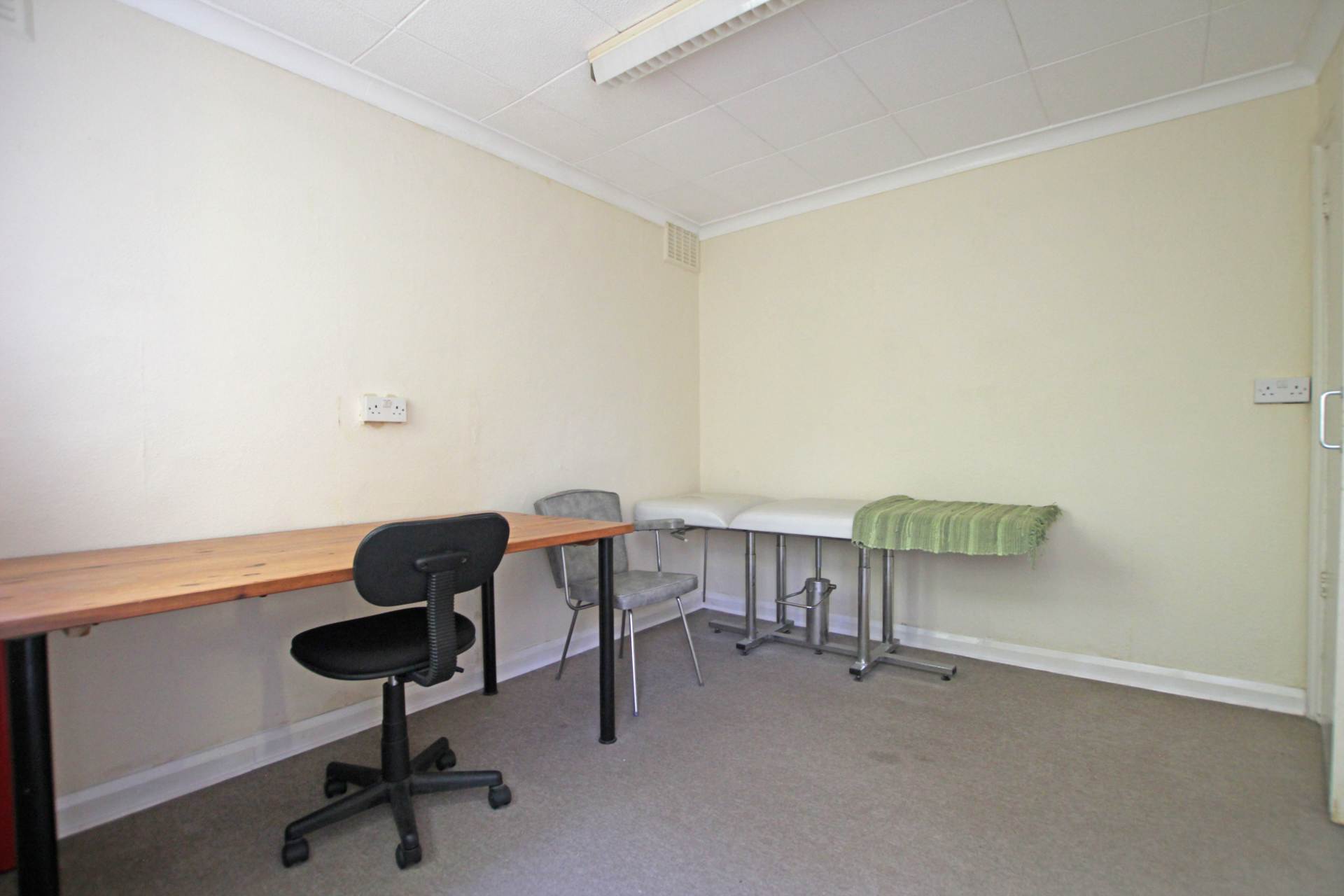 West Terrace, Eastbourne, BN21 4QX, Image 16