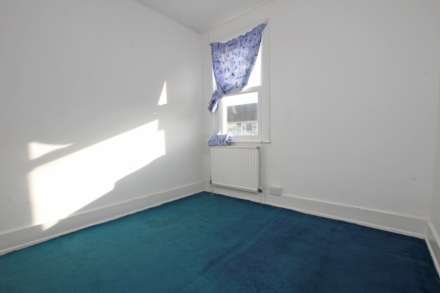 West Terrace, Eastbourne, BN21 4QX, Image 12