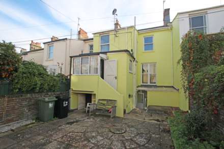 West Terrace, Eastbourne, BN21 4QX, Image 15