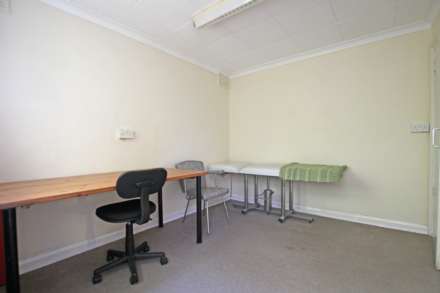 West Terrace, Eastbourne, BN21 4QX, Image 16