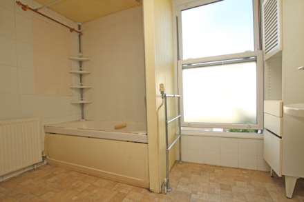 West Terrace, Eastbourne, BN21 4QX, Image 9