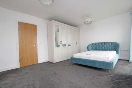Macauley Drive, Eastbourne, BN23 5BU, Image 18