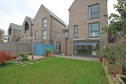 Macauley Drive, Eastbourne, BN23 5BU, Image 30