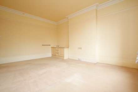 Carlisle Road, Eastbourne, BN20 7EN, Image 17
